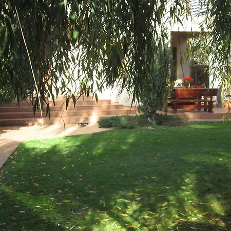 Guest house Swallows' Villa Bucharest