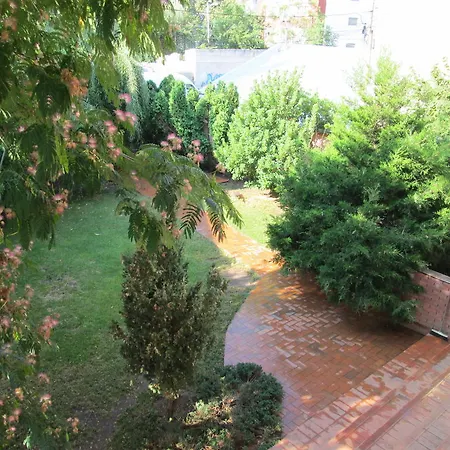 Guest house Swallows' Villa Bucharest